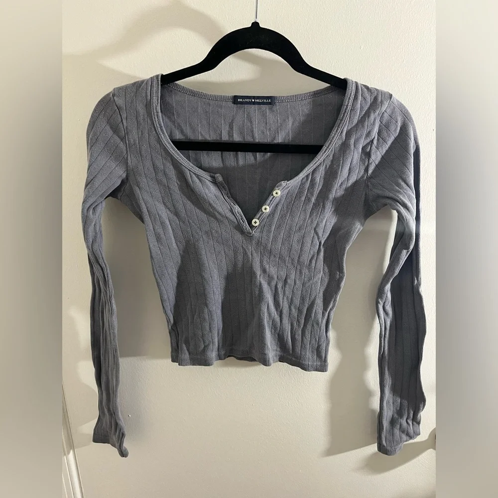 Brandy Melville Slate Blue Zelly Long Sleeve Crop - Picture 3 of 8